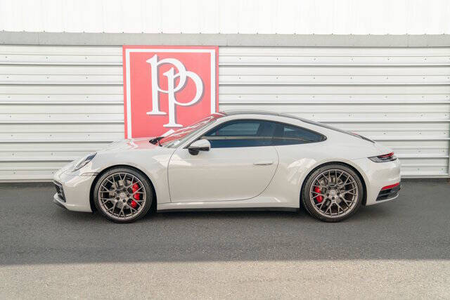 2021 Porsche 911 34