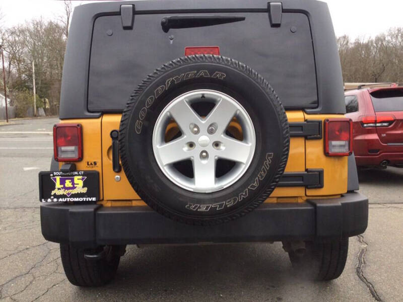 2014 Jeep Wrangler Sport
