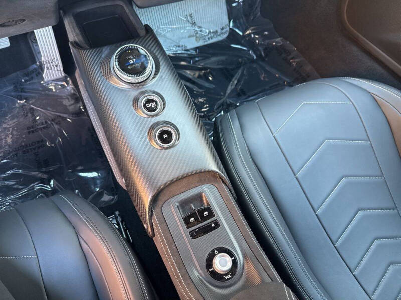 2023 Maserati MC20