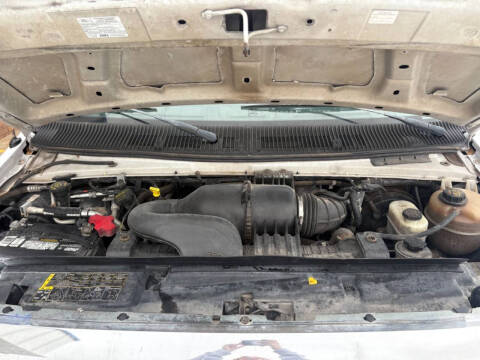 2013 Ford E-Series E-350 SD XLT