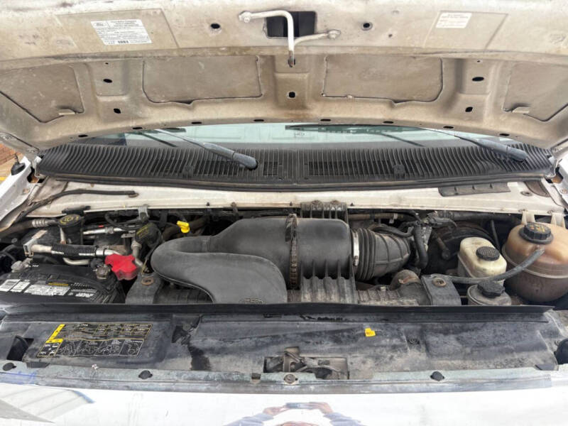 2013 Ford E-Series E-350 SD XLT