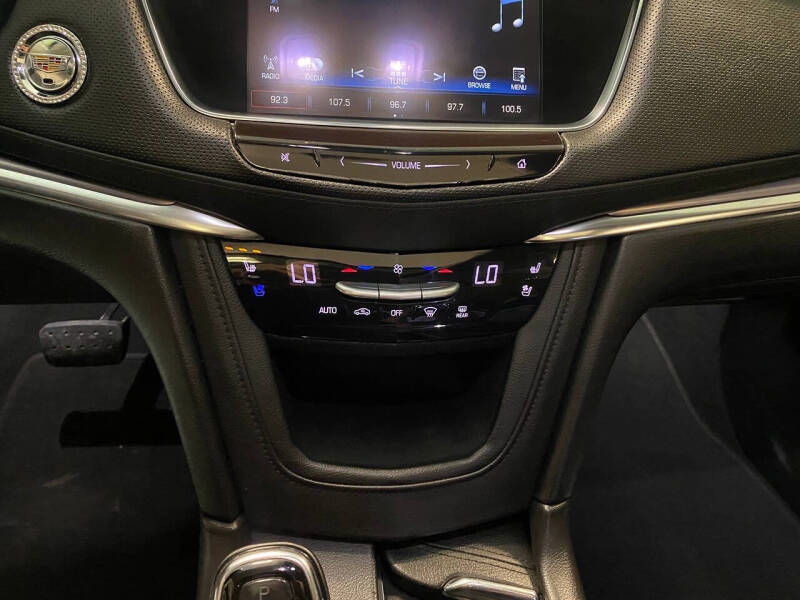 2017 Cadillac XT5 Premium Luxury