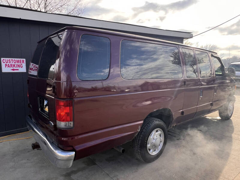 2005 Ford E-Series E-250