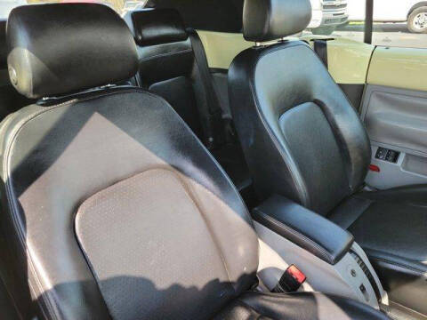 2004 Volkswagen New Beetle Convertible GLS