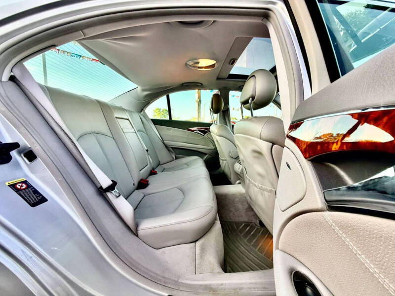 2004 Mercedes-Benz E-Class E 320