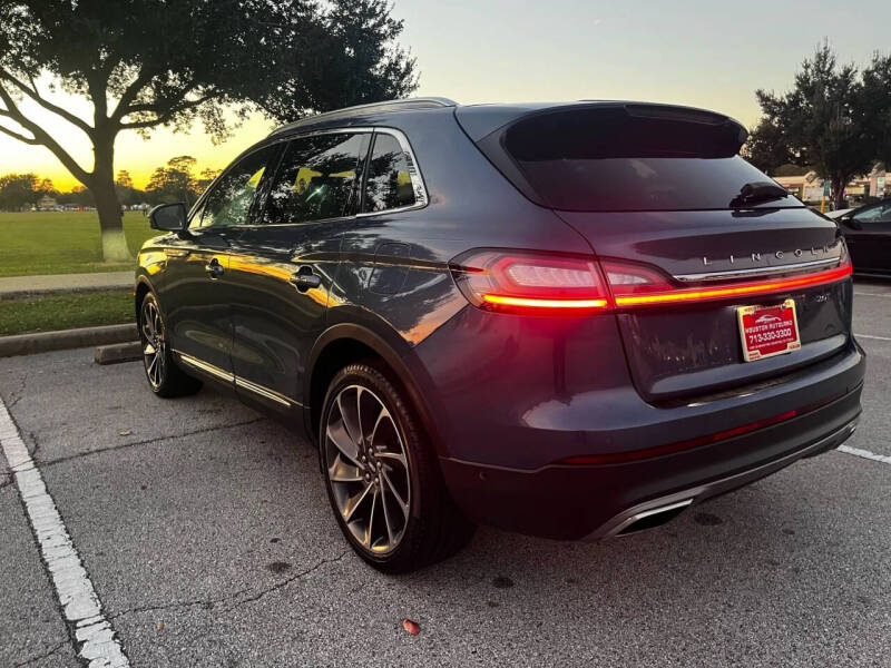2019 Lincoln Nautilus Reserve