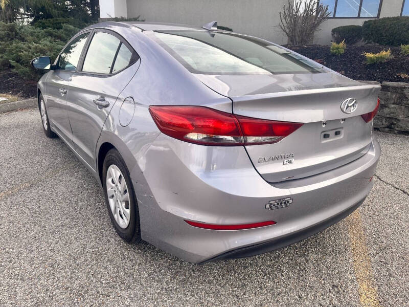 2017 Hyundai Elantra SE