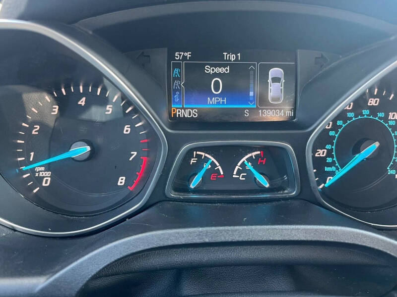 Image 7 of 2016 Ford Escape SE