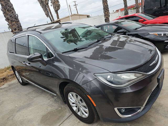 2018 Chrysler Pacifica Touring L