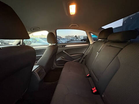 2014 Volkswagen Passat