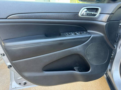 2018 Jeep Grand Cherokee Laredo E