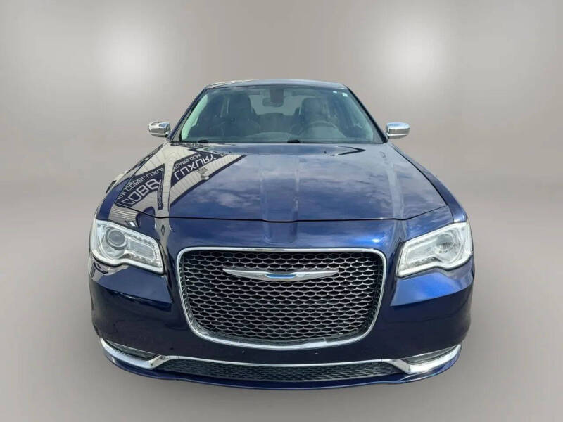 2017 Chrysler 300 C