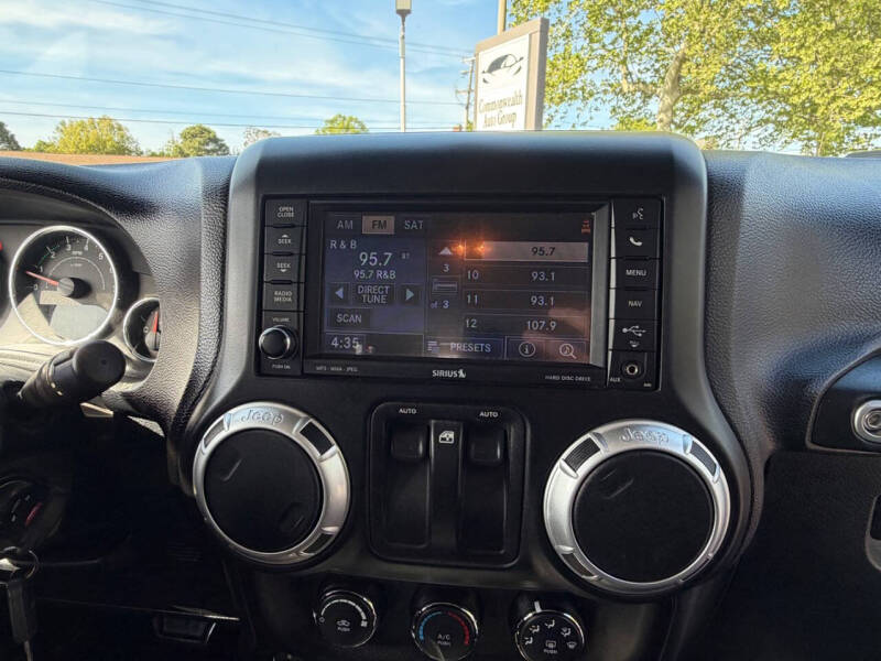 2012 Jeep Wrangler Sahara
