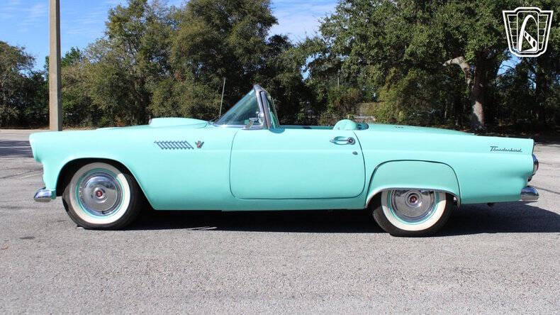 1955 Ford Thunderbird