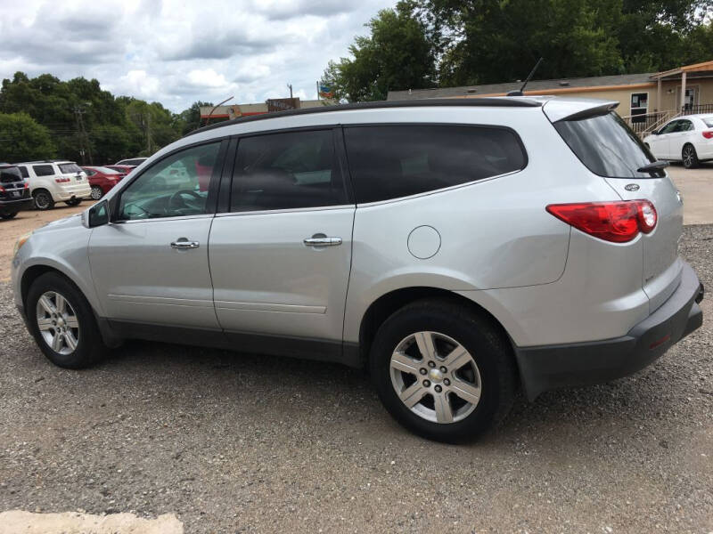 2011 Chevrolet Traverse LT