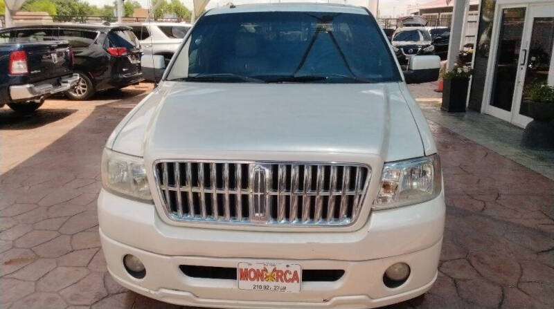 2008 Lincoln Mark LT