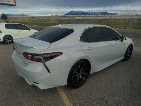 2023 Toyota Camry SE