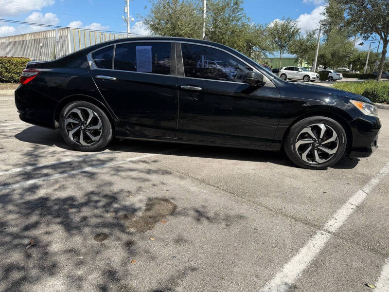 2017 Honda Accord EX