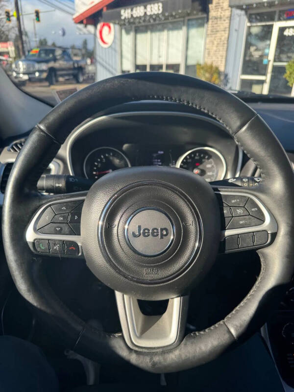 2017 Jeep Compass Sport
