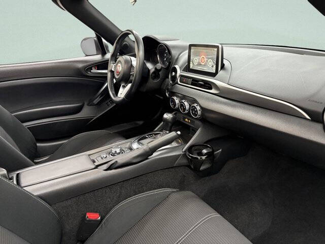 2018 FIAT 124 Spider Classica