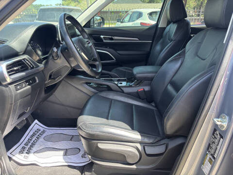 2022 Kia Telluride LX