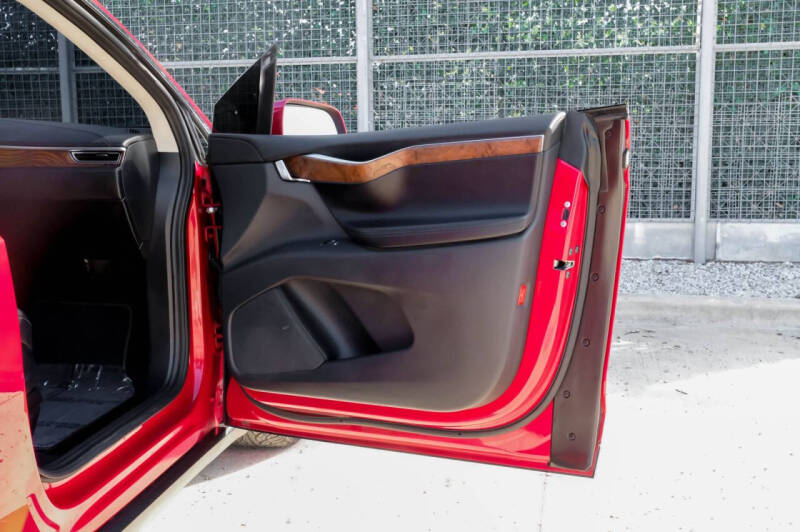 2017 Tesla Model X 75D