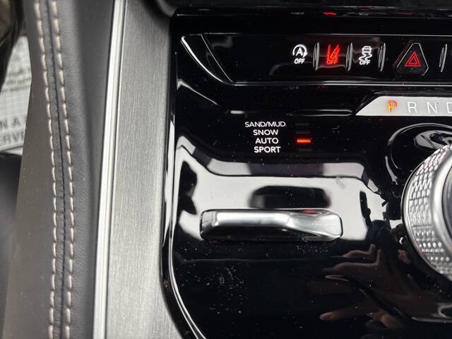 2025 Jeep Wagoneer L Series II