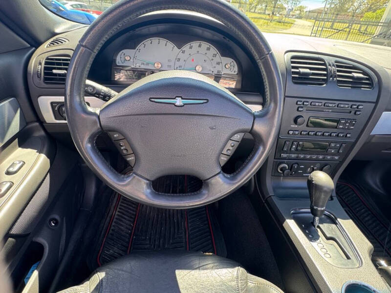 2002 Ford Thunderbird Deluxe