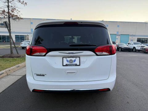 2018 Chrysler Pacifica Touring Plus