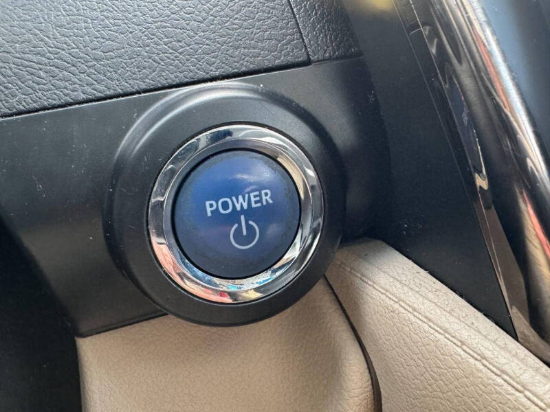 2014 Toyota Camry Hybrid LE