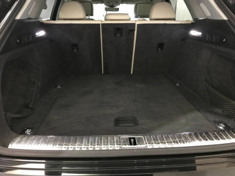 2019 Audi e-tron quattro Prestige