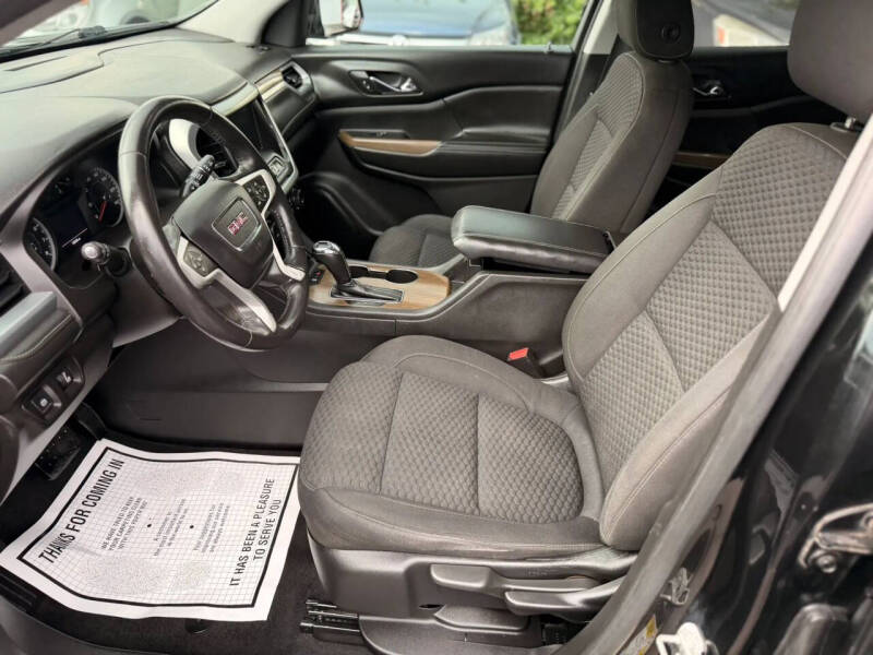2017 GMC Acadia SLE-1