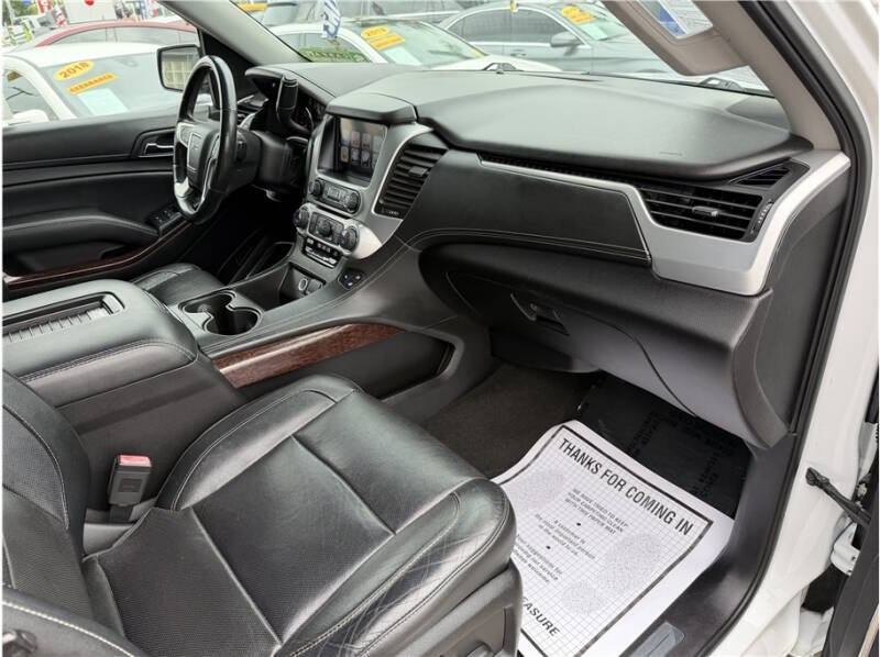 2017 GMC Yukon SLT
