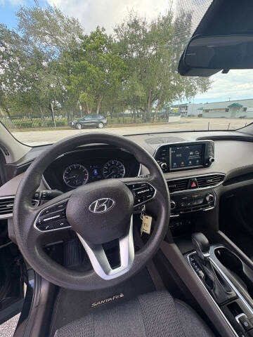 2019 Hyundai Santa Fe SE 2.4L