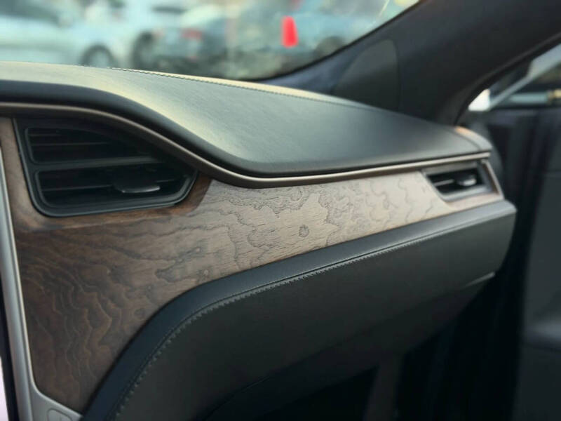 2019 Tesla Model S Standard Range