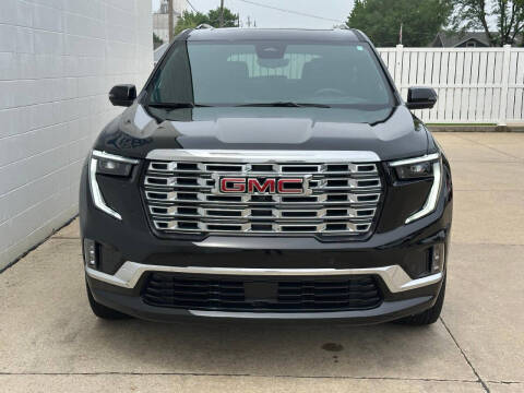 2024 GMC Acadia Denali