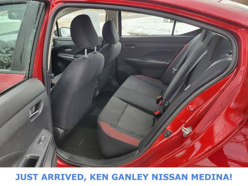 2023 Nissan Versa SR