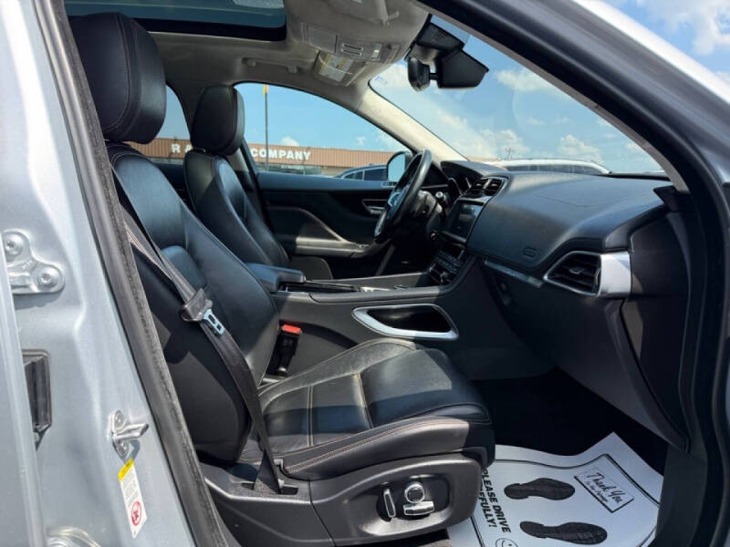 2020 Jaguar F-PACE 30t Prestige