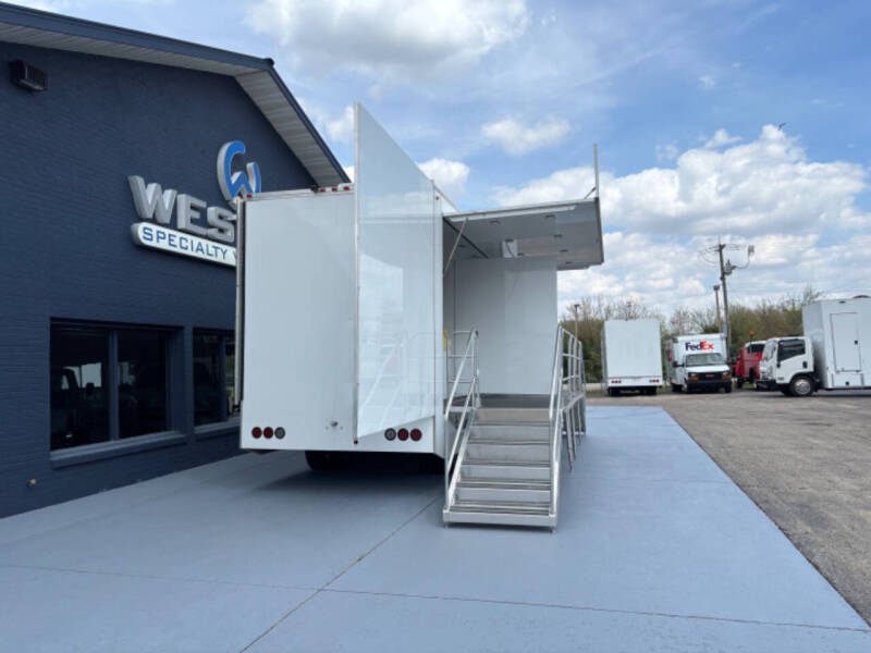 2019 Isuzu NPR