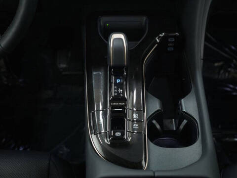 2025 Toyota Crown Signia Limited