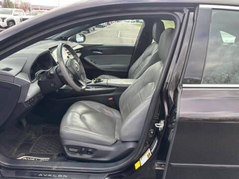 2020 Toyota Avalon Hybrid Limited