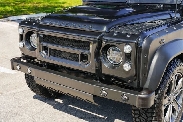 1990 Land Rover Defender