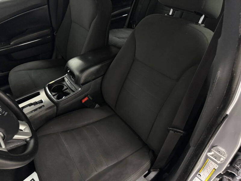 2014 Dodge Charger SE