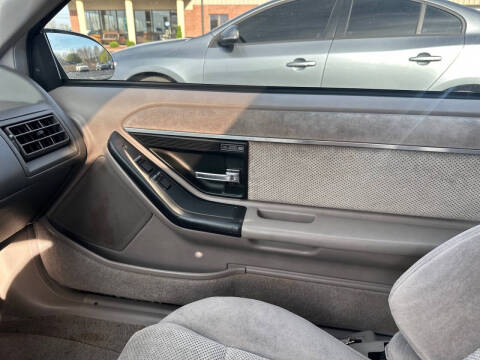 1989 Ford Thunderbird SC