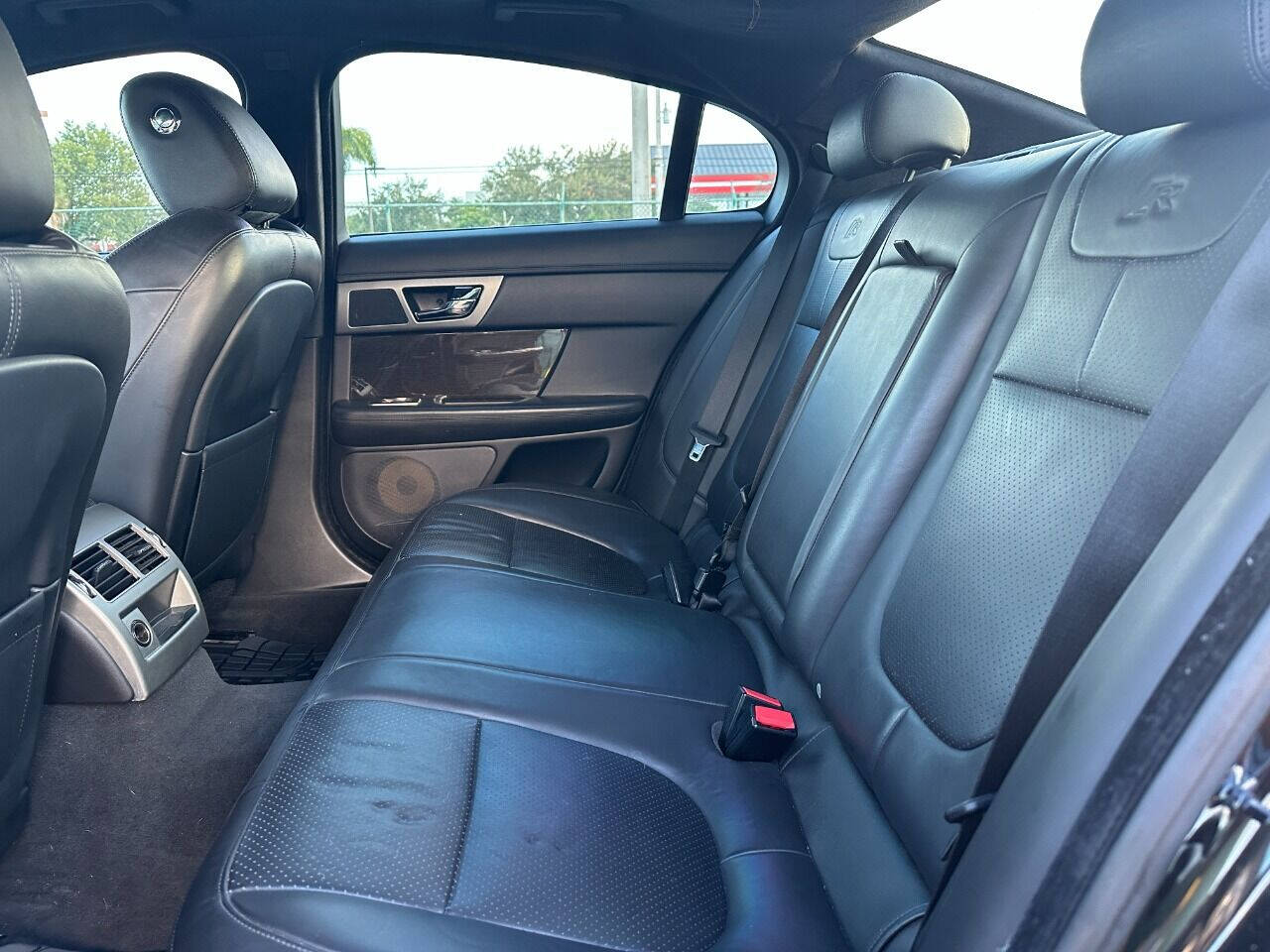 2011 Jaguar XF  - $13,900