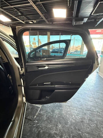 2018 Ford Fusion Hybrid SE