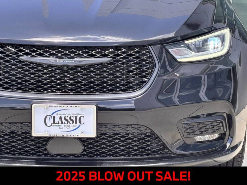 2025 Chrysler Pacifica Limited