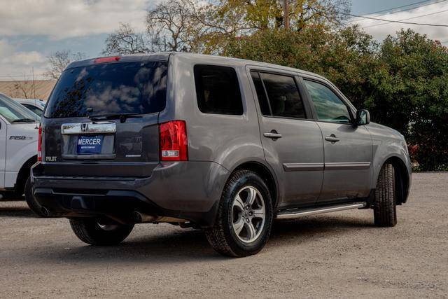 2015 Honda Pilot SE photo 4