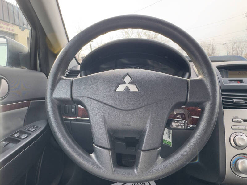 2011 Mitsubishi Galant SE