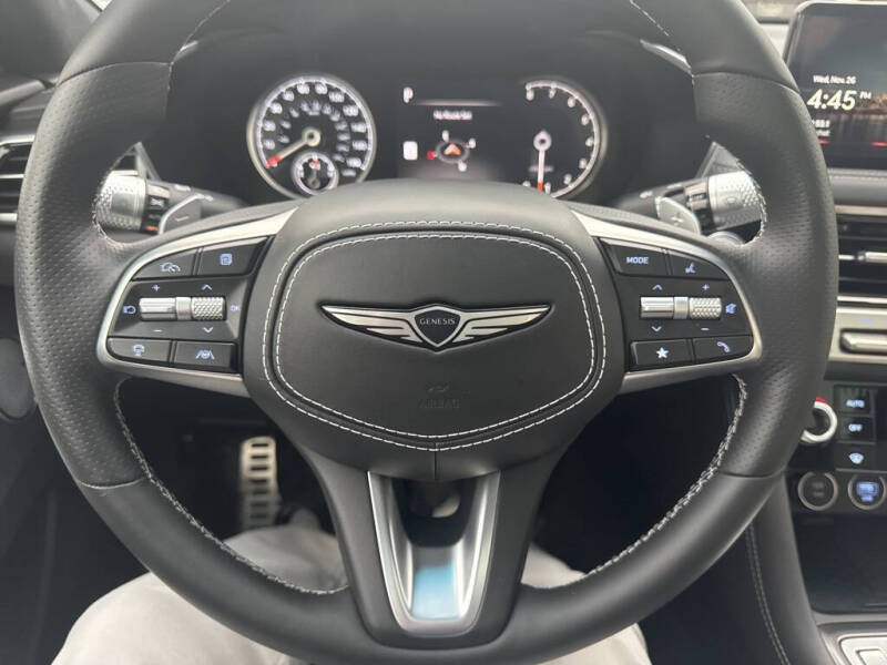 2025 Genesis G70